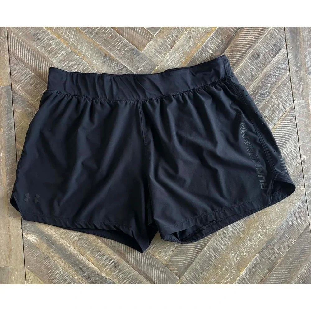 Under Armour Womens Run Under Armour Fitted Shorts Black XXL